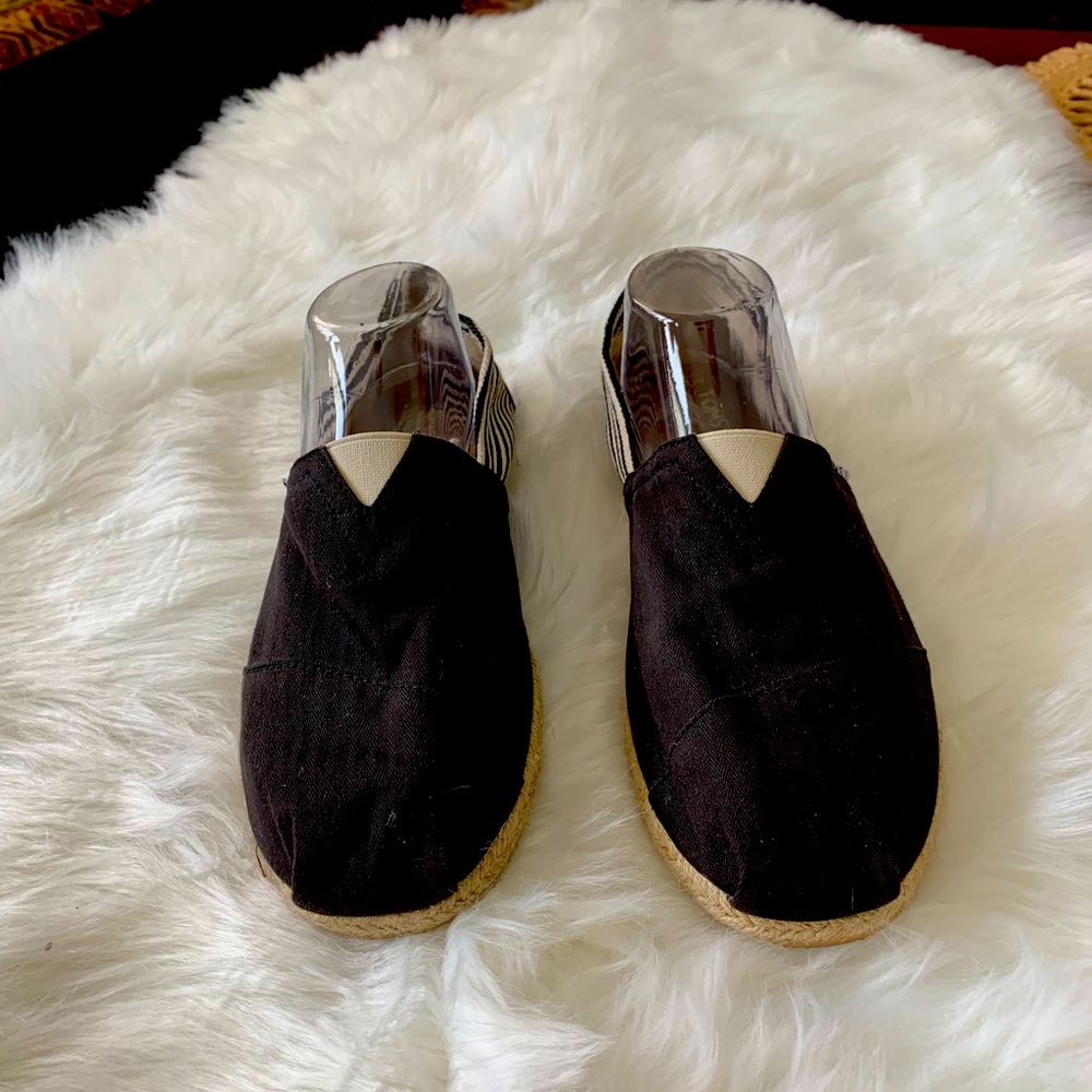 TOM’S size 10.5
